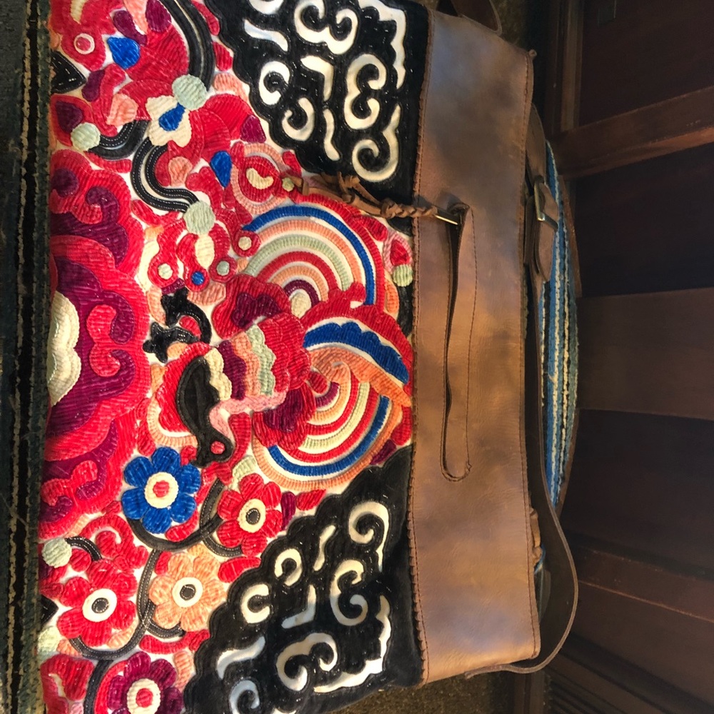 STUNNING! Cross body/shoulder bag - Picture 2 of 8